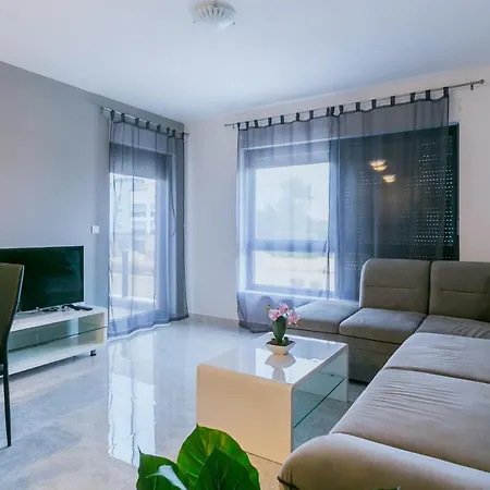 Apartment Zijo